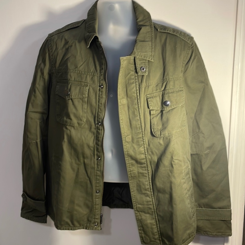 Sonoma army jacket, long sleeved, very comfortable.